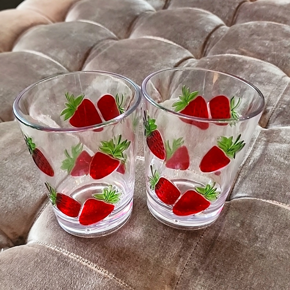 🍓 Strawberry cups set